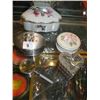 Image 1 : 4 CERAMIC & METAL PILL BOXES & A SMALL MAGNIFYING GLASS