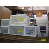 Image 1 : LIDDED PLASTIC CONTAINERS