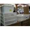 Image 1 : SMALL LOT OF PLASTIC CONTAINERS