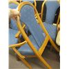 Image 2 : 4 BLUE CUSHIONED DINING ROOM CHAIRS