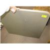 Image 2 : FOLDING CARD TABLE AND A H20 CLEANER