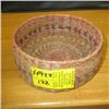 Image 1 : 6" WIDE BY 3" HIGH NATIVE AMERICAN WOVEN BASKET