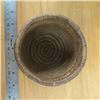 Image 2 : SMALL WOVEN NATIVE AMERICAN BASKET 3" HIGH X 4 1/4" WIDE