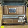 Image 1 : VINTAGE BROWN BUERGER CYSTOSCOPE IN WOOD CASE