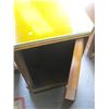 Image 2 : 1 DOOR END TABLE