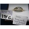 Image 2 : 10KT BAND WITH SMALL DIAMONDS, (3G) SZ 7.5.