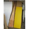 Image 1 : 1 LG. FIR WOOD PLANK