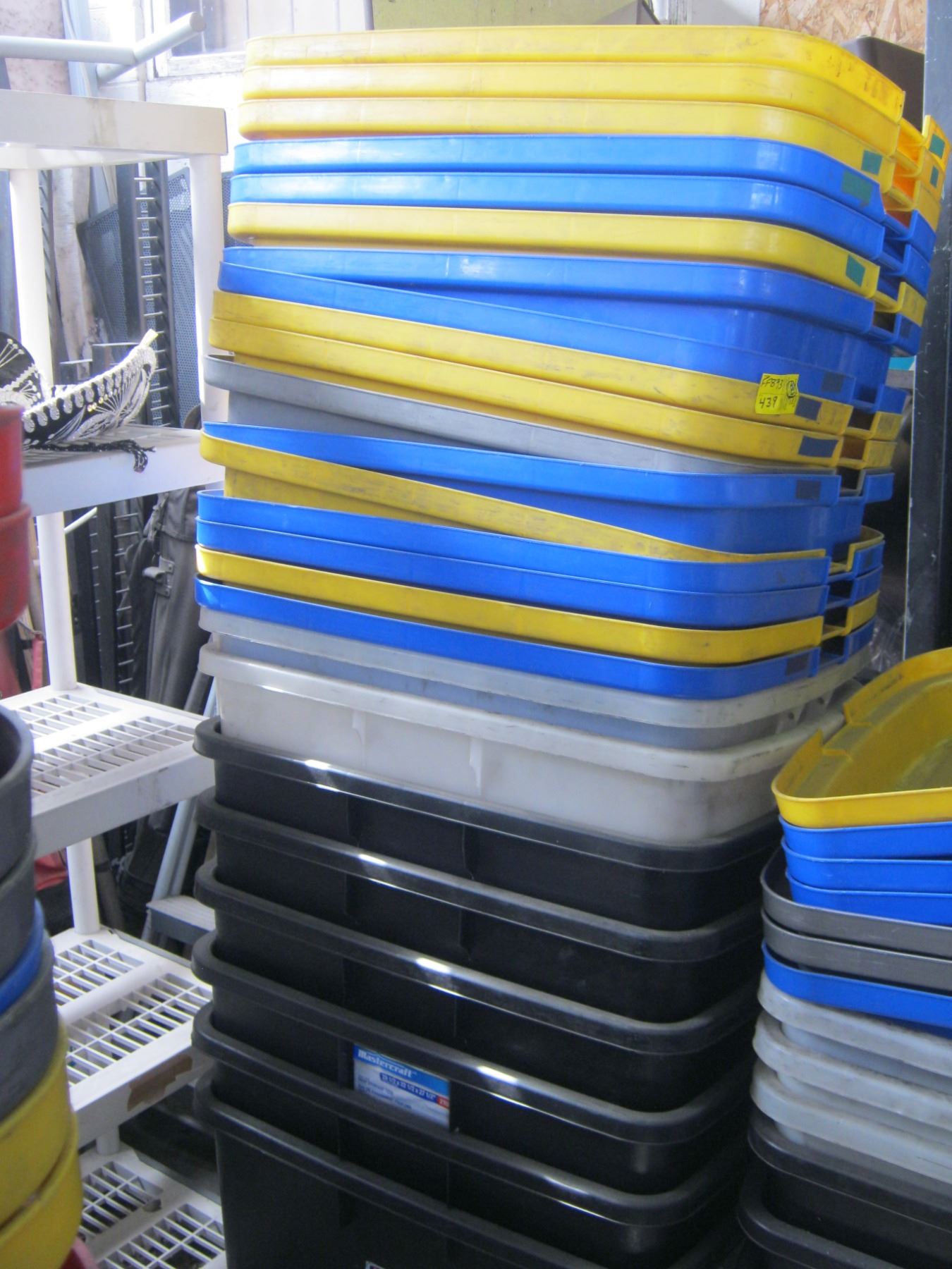 8 PLASTIC BINS & LIDS