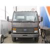 Image 2 : 1987 FORD CUBE VAN, ODOMETER READS 832,164, DIESEL, REAR POWER LIFT DECK VIN #BFXH70P2HDM02285