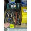 Image 1 : FLAT OF MISC. TOOLS & SMALL PLASTIC PART HOLDERS