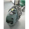 Image 1 : CARPET CLEANING MACHINE