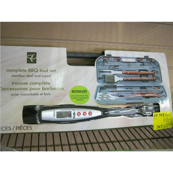 NEW 14 PIECE STAINLESS STEEL & WOOD BBQ TOOL SET