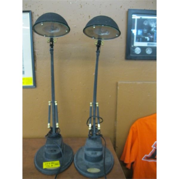 PAIR OF READING LAMPS