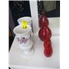 Image 1 : 5 SMALL VASES