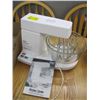Image 1 : OSTER KITCHEN CENTER