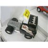 Image 2 : NAPA TRUCK & TRAILER TOY WITH SEMI TRUCK TOY