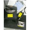 Image 1 : CAMERA WITH CASE & BATTERY CHARGER