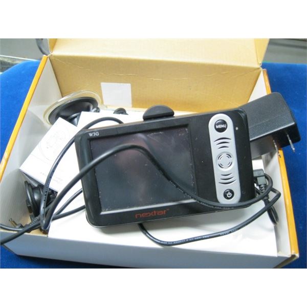 NEKSTAR TOUCH SCREEN NAVIGATION SYSTEM WITH MP3 IN BOX