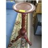 Image 1 : WOOD PLANT STAND