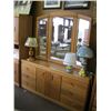 Image 2 : 3 PIECE OAK BEDROOM SET WITH LG. MIRRORED HEADBOARD, MIRRORED DRESSER & HIGHBOY DRESSER