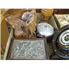 Image 2 : FLAT OF COLLECTIBLES WITH MUSIC BOX, CARVED FIGURINES, ETC.