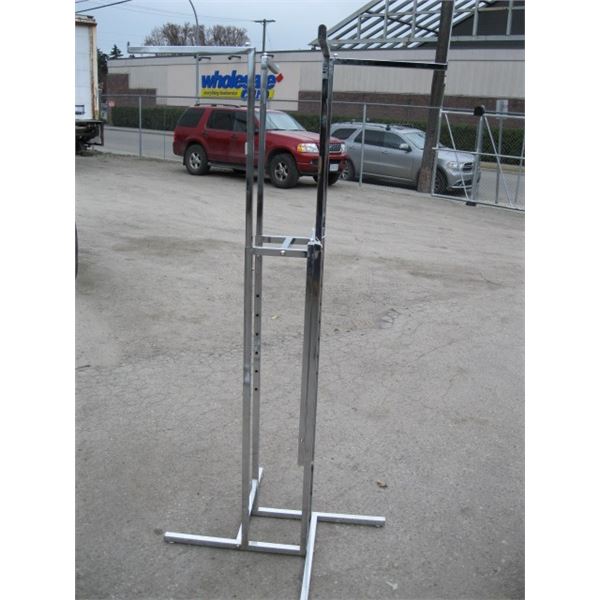ADJUSTABLE CHROME CLOTHING RACK