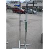 Image 1 : ADJUSTABLE CHROME CLOTHING RACK