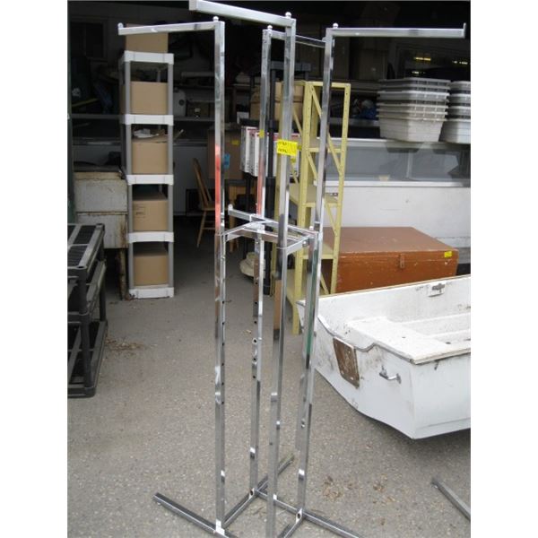 ADJUSTABLE CHROME CLOTHING RACK