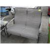 Image 1 : PATIO LOVE SEAT