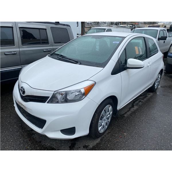 2014 TOYOTA YARIS, 2DR HATCHBACK, WHITE, VIN # VNKJTUD33EA004592