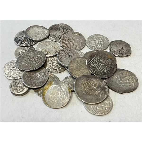 TIMURID: LOT of 26 silver coins