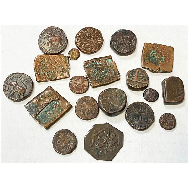 INDIA: LOT of 19 copper coins