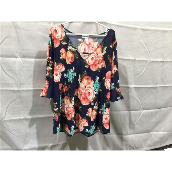 Star Vixen Floral Top (1X)
