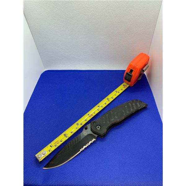 Gerber folding pocket knife