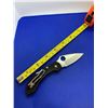 Image 2 : Spyderco folding pocket knife with clip.