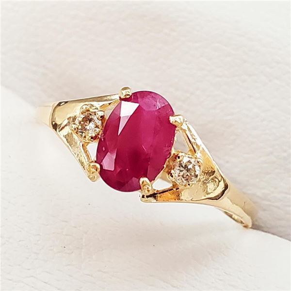 10K Yellow Gold Burmese Ruby(0.8ct) Diamond(0.07ct) Claw Set, 1 Very Intense Red Ruby, 2 Diamonds(Si