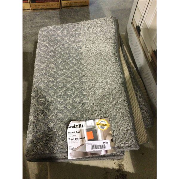 Accent Rug (36in x 47in)