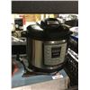 Image 1 : Instant Pot Multicooker