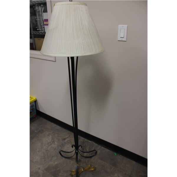 Standing Lamp Works w/ 3-way Bulbs or Regular