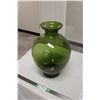 Image 1 : Green Glass Vase