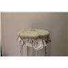 Image 2 : Vintage Stool 21" Tall