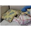 Image 2 : Blankets, Sheets, Pillows