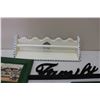 Image 4 : Towel Holder Picture Mirror Family Sign
