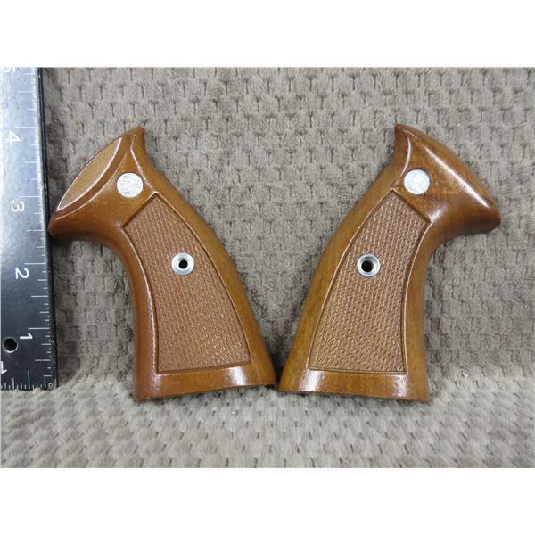Ruger GP100 Wood Grips