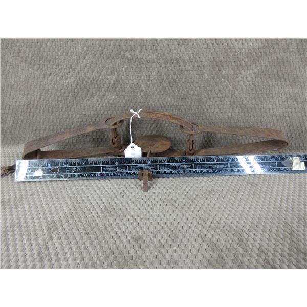 Vintage Leg Trap