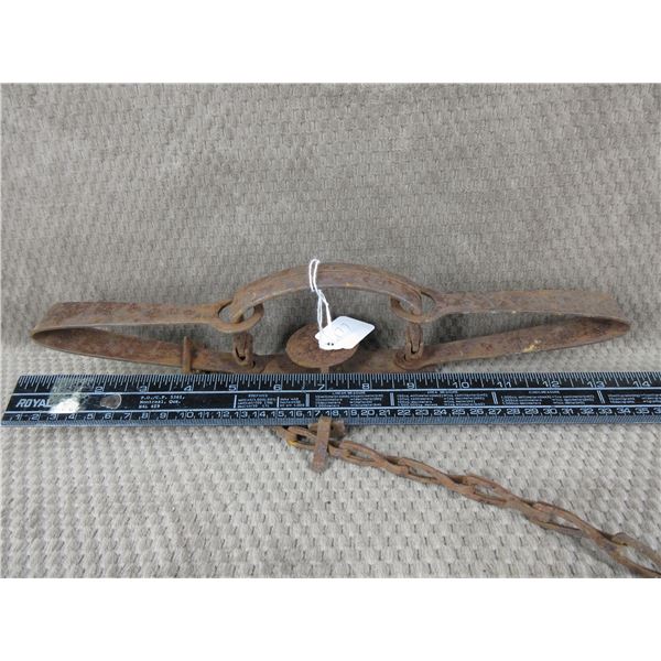 Vintage Leg Trap