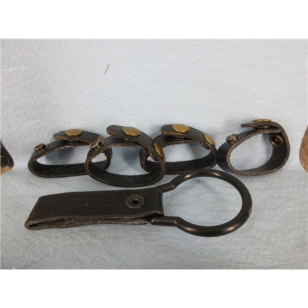 Flashlight belt Holder & 4 Belt Keepers