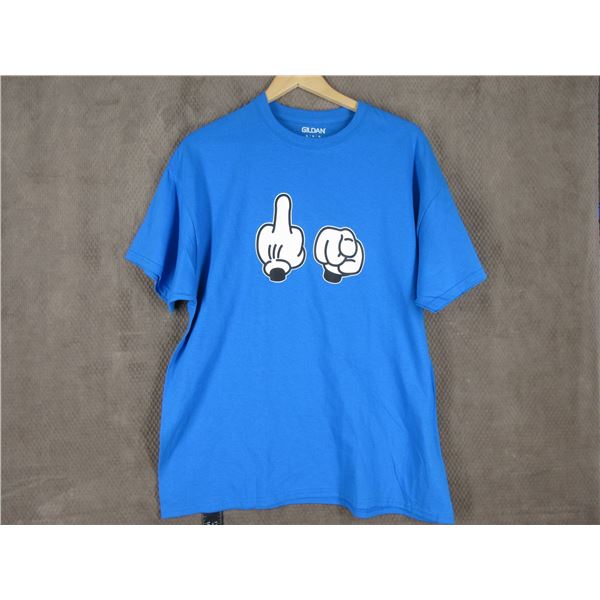 NEW - T-Shirt in XL - Fingers