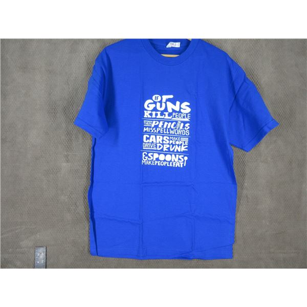 NEW - T-Shirt in L - If Guns Kill People