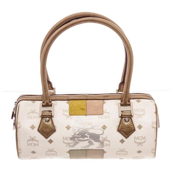 MCM White Visetos Coated Canvas  Leather Lion Shoulder Bag